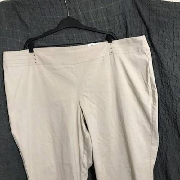 JM Collection NWT Khaki Chinos Trouser Pants Size 28W - Picture 2 of 12